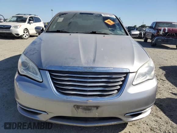 2014 Chrysler 200 Touring with VIN 1C3CCBBG7EN106809, listed as a Copart auction lot 56371805 with 114,226 mi miles and Clean title. Bid and sale history available at DreamBid. Image 5.