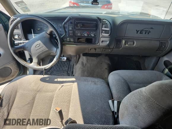 1997 GMC Sierra 1500 с VIN 2GTEK19R3V1554913, выставлен на аукционе Copart как лот 80281485 с пробегом 246 907 миль миль и Списание • Salvage title. История ставок и продаж доступна на DreamBid. Изображение 8.