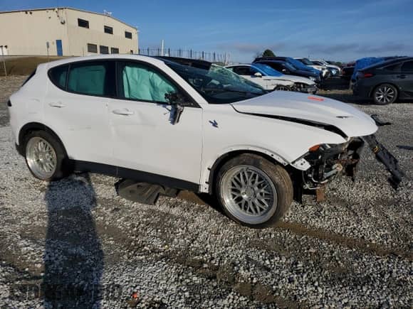 2023 Dodge Hornet GT Plus z VIN ZACNDFBN4P3A06711, wystawiony jako Copart lot #85389914 z przebiegiem 14 219 mil mil oraz Szkoda całkowita • Salvage title. Historia ofert i sprzedaży dostępna na DreamBid. Obrazek 4.