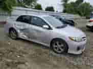 2011 Toyota Corolla S z VIN 2T1BU4EE5BC752715, wystawiony jako Copart lot #62857905 z przebiegiem 178 664 mil mil oraz Szkoda całkowita • Salvage title. Historia ofert i sprzedaży dostępna na DreamBid. Obrazek 4.