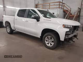 2022 Chevrolet Silverado 1500 LT z VIN 3GCUYDED3NG124098, wystawiony jako IAAI lot #42211400 z przebiegiem 67 943 mil mil oraz . Historia ofert i sprzedaży dostępna na DreamBid. Obrazek 1.
