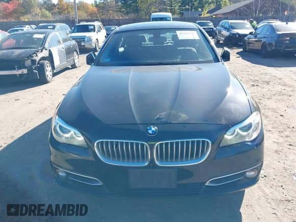 2014 BMW 5 Series 535i xDrive z VIN WBA5B3C56ED539065, wystawiony jako IAAI lot #43469532 z przebiegiem 103 129 mil mil oraz . Historia ofert i sprzedaży dostępna na DreamBid. Obrazek 12.
