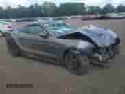 2022 Ford Mustang GT z VIN 1FA6P8CF9N5134994, wystawiony jako Copart lot #68280045 z przebiegiem Nie podano mil oraz Szkoda całkowita • Salvage title. Historia ofert i sprzedaży dostępna na DreamBid. Obrazek 4.