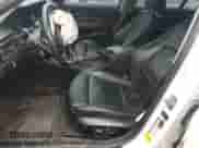 2010 BMW 3 Series 335d с VIN WBAPN7C56AA779140, выставлен на аукционе Copart как лот 51093295 с пробегом 164 957 миль миль и Списание • Salvage title. История ставок и продаж доступна на DreamBid. Изображение 7.