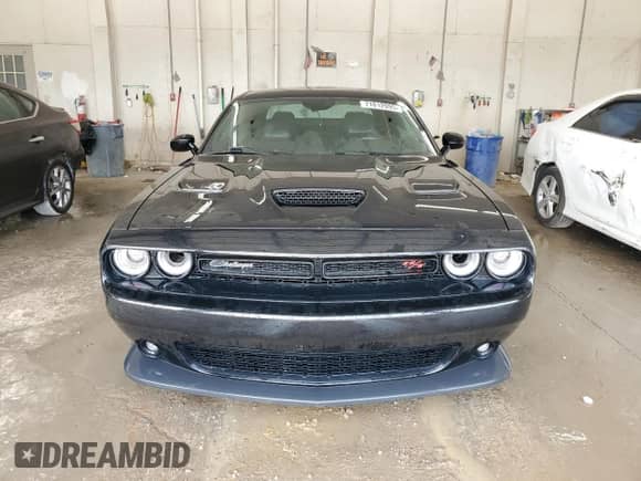 2019 Dodge Challenger R/T Scat Pack with VIN 2C3CDZFJ7KH593042, listed as a Copart auction lot 71812095 with 43,213 mi miles and Clean title. Bid and sale history available at DreamBid. Image 5.