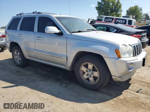 2007 Jeep Grand Cherokee Overland с VIN 1J8HS68287C572733, выставлен на аукционе Copart как лот 71715584 с пробегом 188 248 миль миль и Чистый • Clean title. История ставок и продаж доступна на DreamBid. Изображение 4.