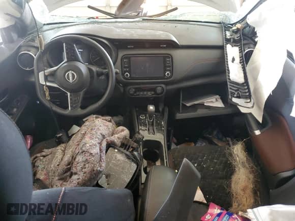 2022 Nissan Kicks SR z VIN 3N1CP5DV5NL522079, wystawiony jako Copart lot #66816945 z przebiegiem 48 005 mil mil oraz Nie do naprawy • Non repairable. Historia ofert i sprzedaży dostępna na DreamBid. Obrazek 8.