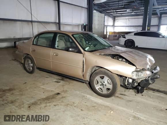2005 Chevrolet Malibu Classic с VIN 1G1ND52F15M162494, выставлен на аукционе Copart как лот 74804814 с пробегом 170 757 миль миль и Списание • Salvage title. История ставок и продаж доступна на DreamBid. Изображение 4.
