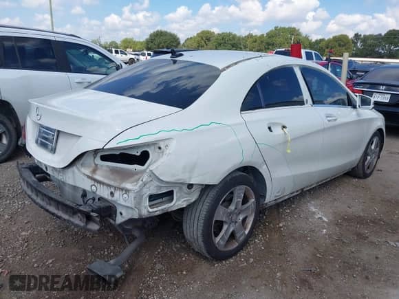 2015 Mercedes-Benz CLA 250 с VIN WDDSJ4EB7FN163740, выставлен на аукционе IAAI как лот 43130381 с пробегом 113 017 миль миль и . История ставок и продаж доступна на DreamBid. Изображение 4.