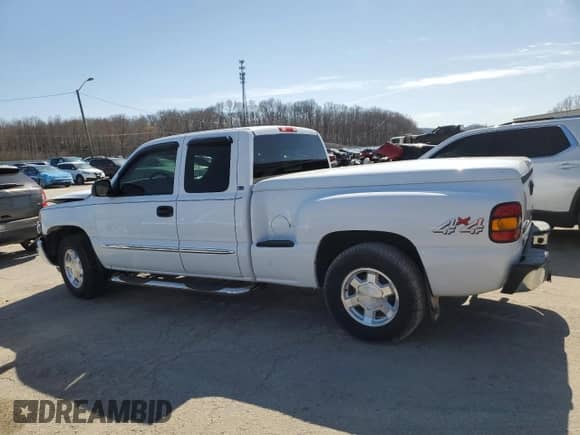 2005 GMC Sierra 1500 SLE с VIN 1GTEK19V05Z247736, выставлен на аукционе Copart как лот 48912075 с пробегом 78 481 миль миль и Списание • Salvage title. История ставок и продаж доступна на DreamBid. Изображение 2.