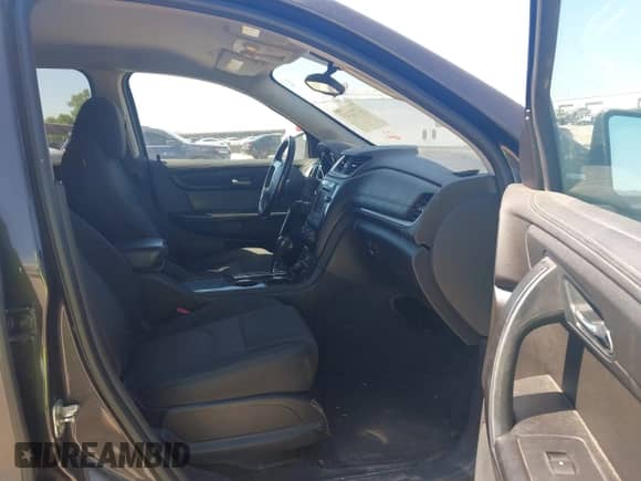 2016 Chevrolet Traverse LT z VIN 1GNKRGKD3GJ292245, wystawiony jako IAAI lot #42778363 z przebiegiem 243 322 mil mil oraz . Historia ofert i sprzedaży dostępna na DreamBid. Obrazek 5.