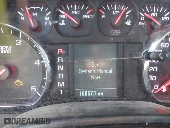 2015 Chevrolet Silverado 2500HD Work Truck z VIN 1GC1KUE81FF569806, wystawiony jako IAAI lot #42896050 z przebiegiem 160 673 mil mil oraz . Historia ofert i sprzedaży dostępna na DreamBid. Obrazek 16.