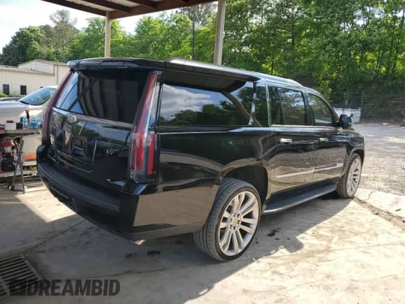 2015 Cadillac Escalade ESV Luxury с VIN 1GYS3SKJ1FR628374, выставлен на аукционе Copart как лот 54709865 с пробегом 151 471 миль миль и Чистый • Clean title. История ставок и продаж доступна на DreamBid. Изображение 3.