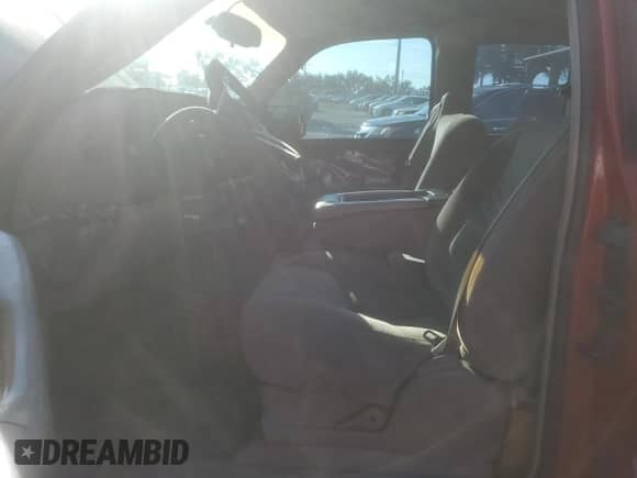 2003 GMC Sierra 1500 SLE with VIN 2GTEK19V631279029, listed as a Copart auction lot 74049074 with Not provided miles and Salvage title. Bid and sale history available at DreamBid. Image 7.