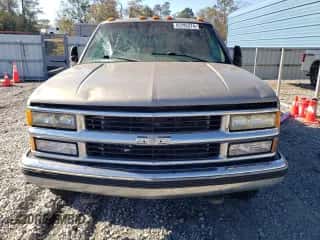 2000 Chevrolet Silverado 3500 с VIN 1GCHC33J3YF407092, выставлен на аукционе Copart как лот 82295374 с пробегом 233 363 миль миль и Списание • Salvage title. История ставок и продаж доступна на DreamBid. Изображение 5.