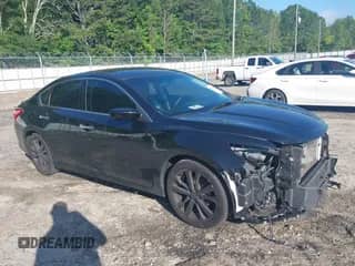 2016 Nissan Altima SV z VIN 1N4AL3AP1GC174621, wystawiony jako IAAI lot #42518639 z przebiegiem 147 952 mil mil oraz . Historia ofert i sprzedaży dostępna na DreamBid. Obrazek 1.