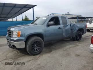 2008 GMC Sierra 1500 SLE2 z VIN 2GTEK19J881263225, wystawiony jako Copart lot #68857794 z przebiegiem 127 126 mil mil oraz Nie do naprawy • Non repairable. Historia ofert i sprzedaży dostępna na DreamBid. Obrazek 1.