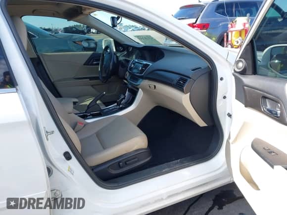 2015 Honda Accord EX-L с VIN 1HGCR3F85FA022789, выставлен на аукционе IAAI как лот 43151243 с пробегом 170 144 миль миль и . История ставок и продаж доступна на DreamBid. Изображение 5.