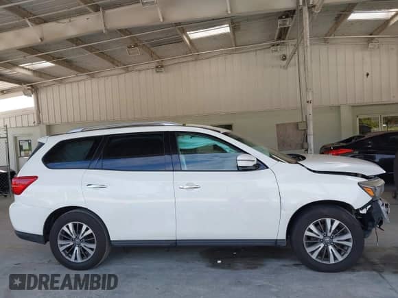 2017 Nissan Pathfinder SL with VIN 5N1DR2MNXHC679452, listed as a IAAI auction lot 42877255 with 128,765 mi miles and . Bid and sale history available at DreamBid. Image 13.