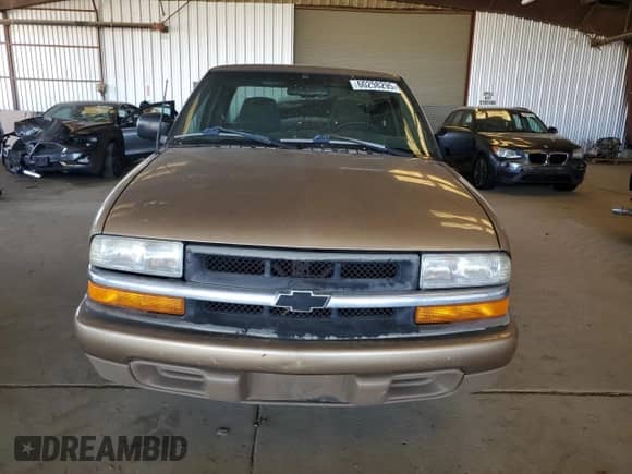 1999 Chevrolet S-10 LS с VIN 1GCCS19XXX8132384, выставлен на аукционе Copart как лот 60298295 с пробегом 155 228 миль миль и Списание • Salvage title. История ставок и продаж доступна на DreamBid. Изображение 5.