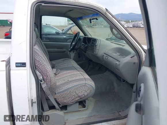 1996 GMC Sierra 1500 с VIN 1GTEC14M2TE538089, выставлен на аукционе IAAI как лот 42224733 с пробегом 257 305 миль миль и . История ставок и продаж доступна на DreamBid. Изображение 5.