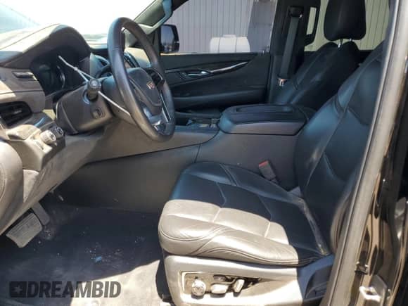 2020 Cadillac Escalade Platinum with VIN 1GYS4DKJ4LR119223, listed as a Copart auction lot 60661725 with 40,656 mi miles and Salvage title. Bid and sale history available at DreamBid. Image 7.