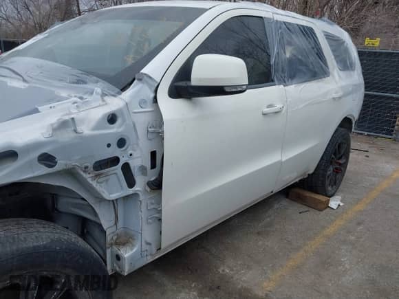 2018 Dodge Durango SRT with VIN 1C4SDJGJXJC219131, listed as a IAAI auction lot 41666668 with Not provided miles and . Bid and sale history available at DreamBid. Image 6.