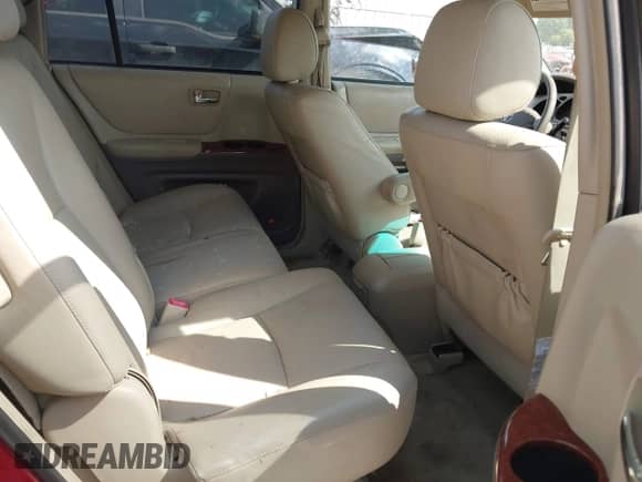 2005 Toyota Highlander с VIN JTEEP21A550106418, выставлен на аукционе IAAI как лот 43180690 с пробегом 265 660 миль миль и . История ставок и продаж доступна на DreamBid. Изображение 8.