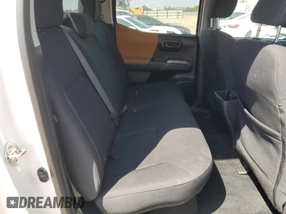 2019 Toyota Tacoma SR5 with VIN 3TMAZ5CN1KM089463, listed as a Copart auction lot 80376175 with 48,137 mi miles and Salvage title. Bid and sale history available at DreamBid. Image 10.