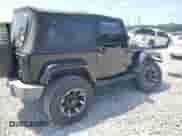 2007 Jeep Wrangler Sahara z VIN 1J4FA54157L212192, wystawiony jako Copart lot #63062135 z przebiegiem 146 048 mil mil oraz Szkoda całkowita • Salvage title. Historia ofert i sprzedaży dostępna na DreamBid. Obrazek 3.