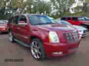 2010 Cadillac Escalade Luxury с VIN 1GYUKBEF5AR111462, выставлен на аукционе IAAI как лот 43393162 с пробегом 145 167 миль миль и . История ставок и продаж доступна на DreamBid. Изображение 1.