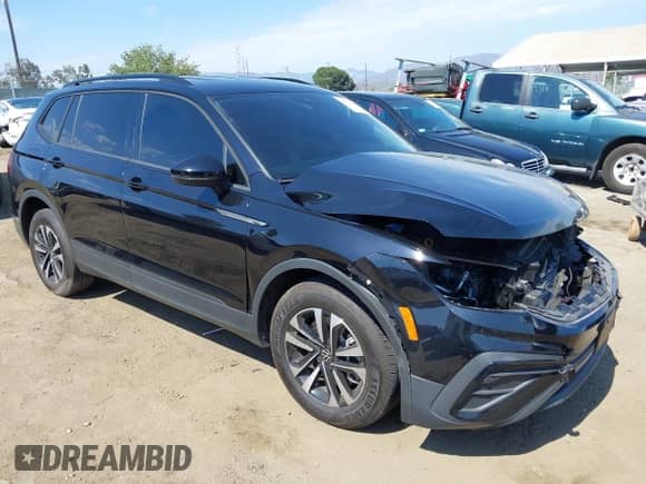 2024 Volkswagen Tiguan S с VIN 3VVRB7AX1RM036720, выставлен на аукционе IAAI как лот 42750506 с пробегом 13 031 миль миль и . История ставок и продаж доступна на DreamBid. Изображение 1.