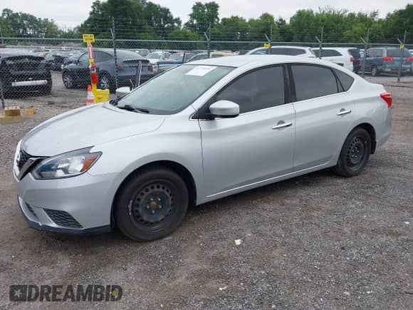 2017 Nissan Sentra S с VIN 3N1AB7AP6HY331124, выставлен на аукционе IAAI как лот 42770454 с пробегом 104 211 миль миль и . История ставок и продаж доступна на DreamBid. Изображение 2.