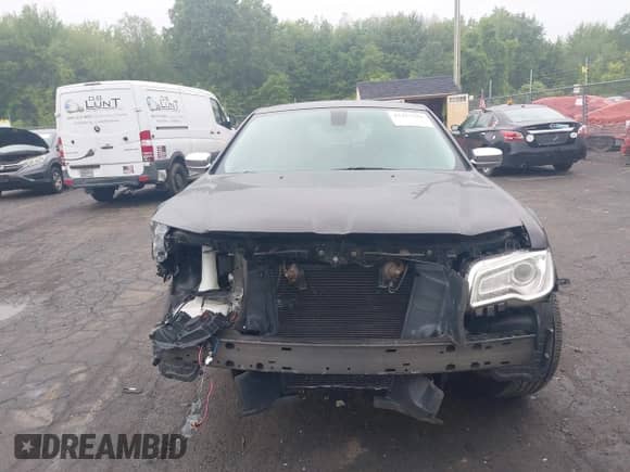 2017 Chrysler 300 C с VIN 2C3CCAKG3HH607686, выставлен на аукционе IAAI как лот 42357379 с пробегом 91 694 миль миль и . История ставок и продаж доступна на DreamBid. Изображение 12.