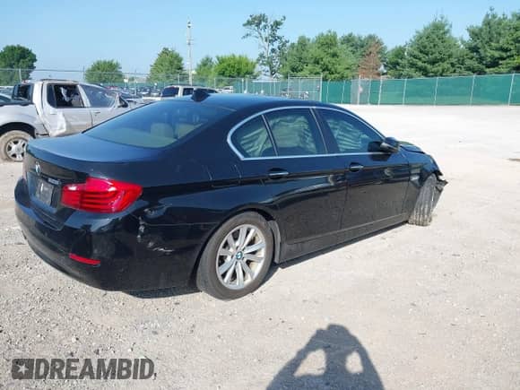 2014 BMW 5 Series 528i с VIN WBA5A5C57ED503139, выставлен на аукционе IAAI как лот 42671281 с пробегом 127 562 миль миль и . История ставок и продаж доступна на DreamBid. Изображение 4.