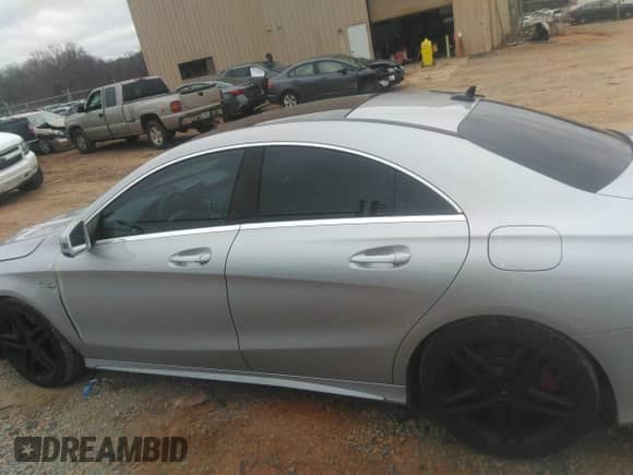 2014 Mercedes-Benz CLA 45 AMG с VIN WDDSJ5CB5EN105567, выставлен на аукционе IAAI как лот 41457747 с пробегом 94 538 миль миль и . История ставок и продаж доступна на DreamBid. Изображение 15.