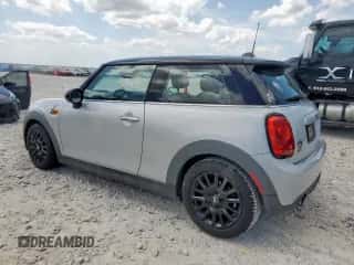 2015 MINI Hardtop with VIN WMWXM5C50FT942819, listed as a Copart auction lot 59783465 with 37,133 mi miles and Clean title. Bid and sale history available at DreamBid. Image 2.