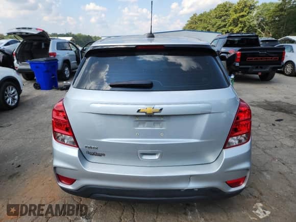 2018 Chevrolet Trax LS z VIN 3GNCJKSB1JL245406, wystawiony jako Copart lot #71591095 z przebiegiem 118 764 mil mil oraz Szkoda całkowita • Salvage title. Historia ofert i sprzedaży dostępna na DreamBid. Obrazek 6.