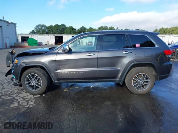 2018 Jeep Grand Cherokee Limited с VIN 1C4RJFBG9JC216091, выставлен на аукционе IAAI как лот 43107012 с пробегом 121 858 миль миль и . История ставок и продаж доступна на DreamBid. Изображение 14.