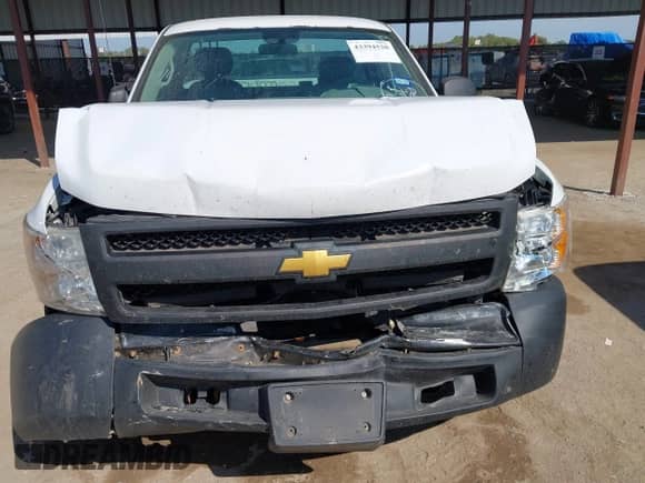 2013 Chevrolet Silverado 1500 Work Truck z VIN 1GCNCPEX9DZ248650, wystawiony jako IAAI lot #43394520 z przebiegiem 177 558 mil mil oraz . Historia ofert i sprzedaży dostępna na DreamBid. Obrazek 12.
