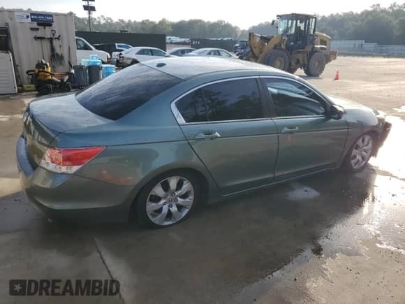 2010 Honda Accord EX-L z VIN 1HGCP2F82AA004212, wystawiony jako Copart lot #81579775 z przebiegiem 175 695 mil mil oraz Szkoda całkowita • Salvage title. Historia ofert i sprzedaży dostępna na DreamBid. Obrazek 3.