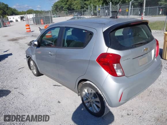 2017 Chevrolet Spark LT с VIN KL8CD6SA2HC708358, выставлен на аукционе IAAI как лот 43061294 с пробегом 88 181 миль миль и . История ставок и продаж доступна на DreamBid. Изображение 3.