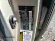 2005 Toyota Sienna XLE z VIN 5TDZA22C15S249449, wystawiony jako Copart lot #82156455 z przebiegiem 156 831 mil mil oraz Szkoda całkowita • Salvage title. Historia ofert i sprzedaży dostępna na DreamBid. Obrazek 13.