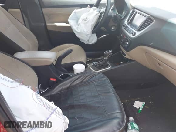 2022 Hyundai Accent SE z VIN 3KPC24A63NE173401, wystawiony jako IAAI lot #42394442 z przebiegiem 75 025 mil mil oraz . Historia ofert i sprzedaży dostępna na DreamBid. Obrazek 5.