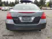 2006 Honda Accord EX-L z VIN 1HGCM56866A060395, wystawiony jako Copart lot #89670095 z przebiegiem 102 403 mil mil oraz Szkoda całkowita • Salvage title. Historia ofert i sprzedaży dostępna na DreamBid. Obrazek 6.
