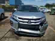 2021 Mitsubishi Outlander SE z VIN JA4APVAU6MU015707, wystawiony jako Copart lot #70629955 z przebiegiem 82 902 mil mil oraz Nie do naprawy • Non repairable. Historia ofert i sprzedaży dostępna na DreamBid. Obrazek 5.