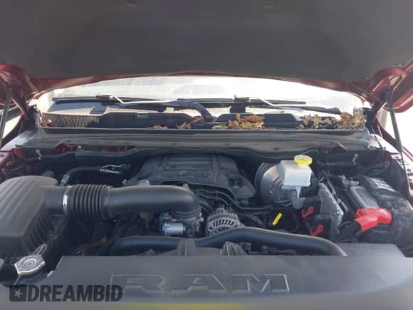 2020 Ram 1500 Big Horn z VIN 1C6SRFBT8LN192940, wystawiony jako IAAI lot #43054825 z przebiegiem 70 200 mil mil oraz . Historia ofert i sprzedaży dostępna na DreamBid. Obrazek 10.