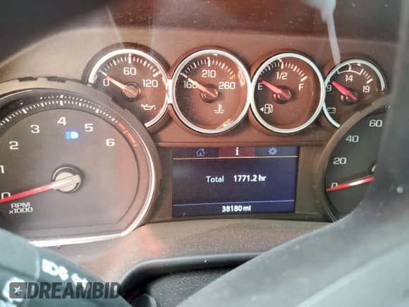 2022 Chevrolet Suburban LS with VIN 1GNSCBKD0NR265992, listed as a Copart auction lot 52419105 with 38,180 mi miles and Salvage title. Bid and sale history available at DreamBid. Image 9.