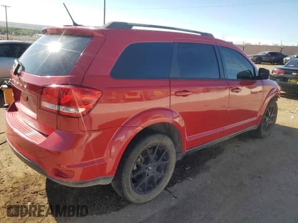 2018 Dodge Journey SXT with VIN 3C4PDCBB0JT305831, listed as a Copart auction lot 67618355 with 121,204 mi miles and Salvage title. Bid and sale history available at DreamBid. Image 3.