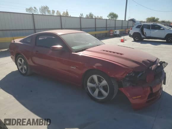 2013 Ford Mustang GT z VIN 1ZVBP8CF9D5235909, wystawiony jako Copart lot #86242725 z przebiegiem 162 906 mil mil oraz Szkoda całkowita • Salvage title. Historia ofert i sprzedaży dostępna na DreamBid. Obrazek 4.